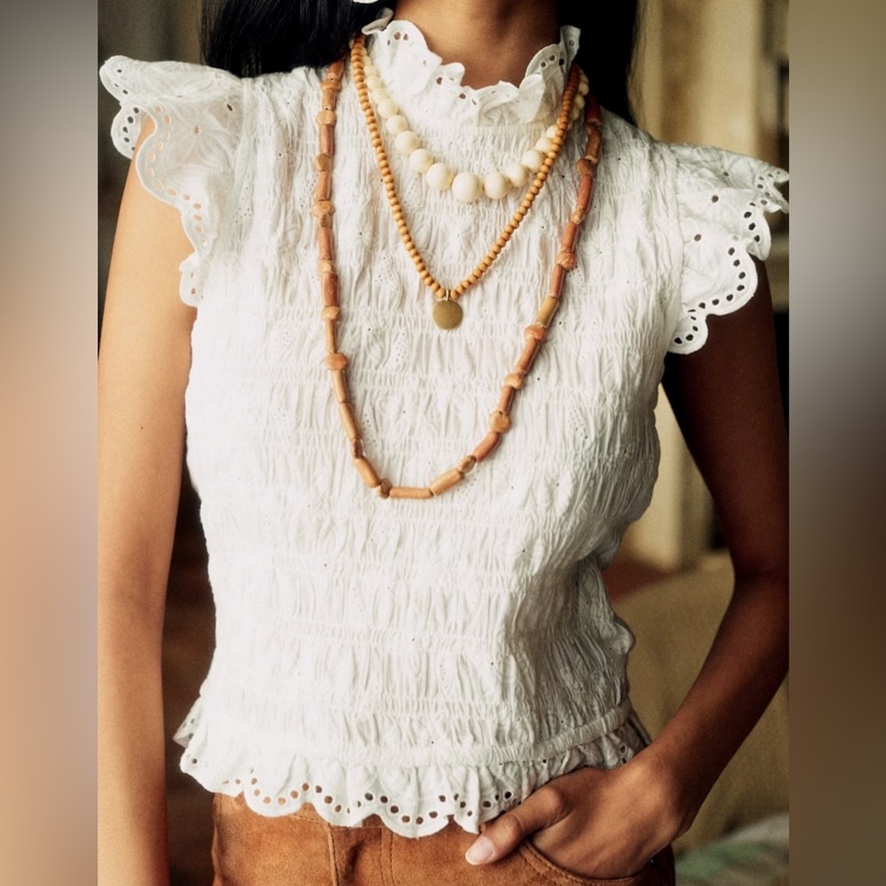 Sezane LIORANE BLOUSE in ecru Blouse with Lace Trim - Picture 2 of 8